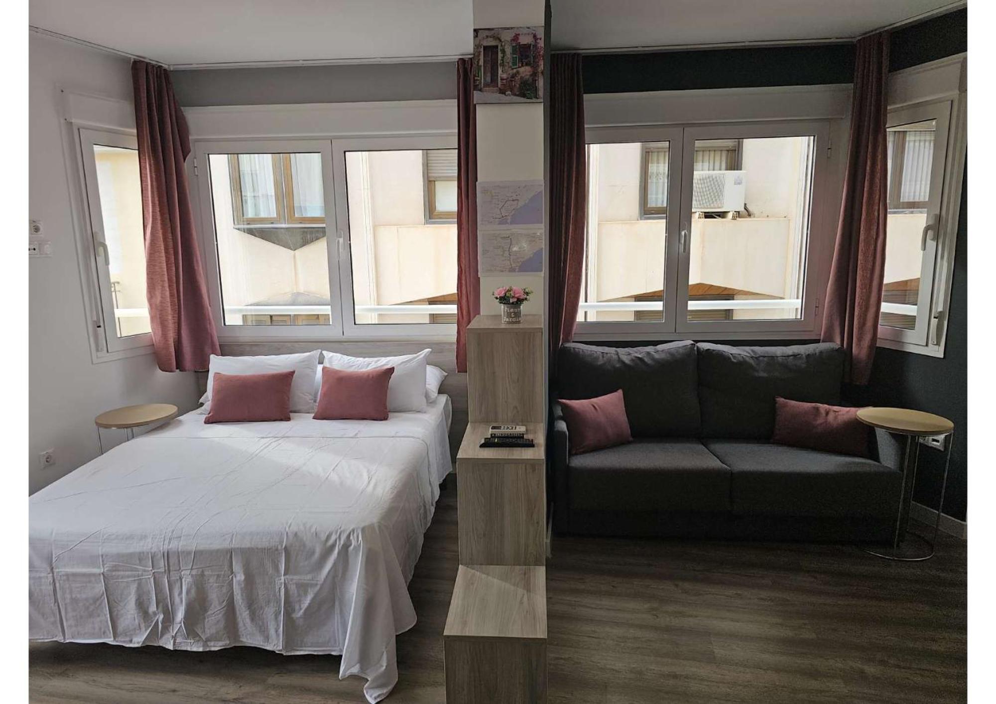 Apartamentos Turisticos Kenzamin Alicante Extérieur photo